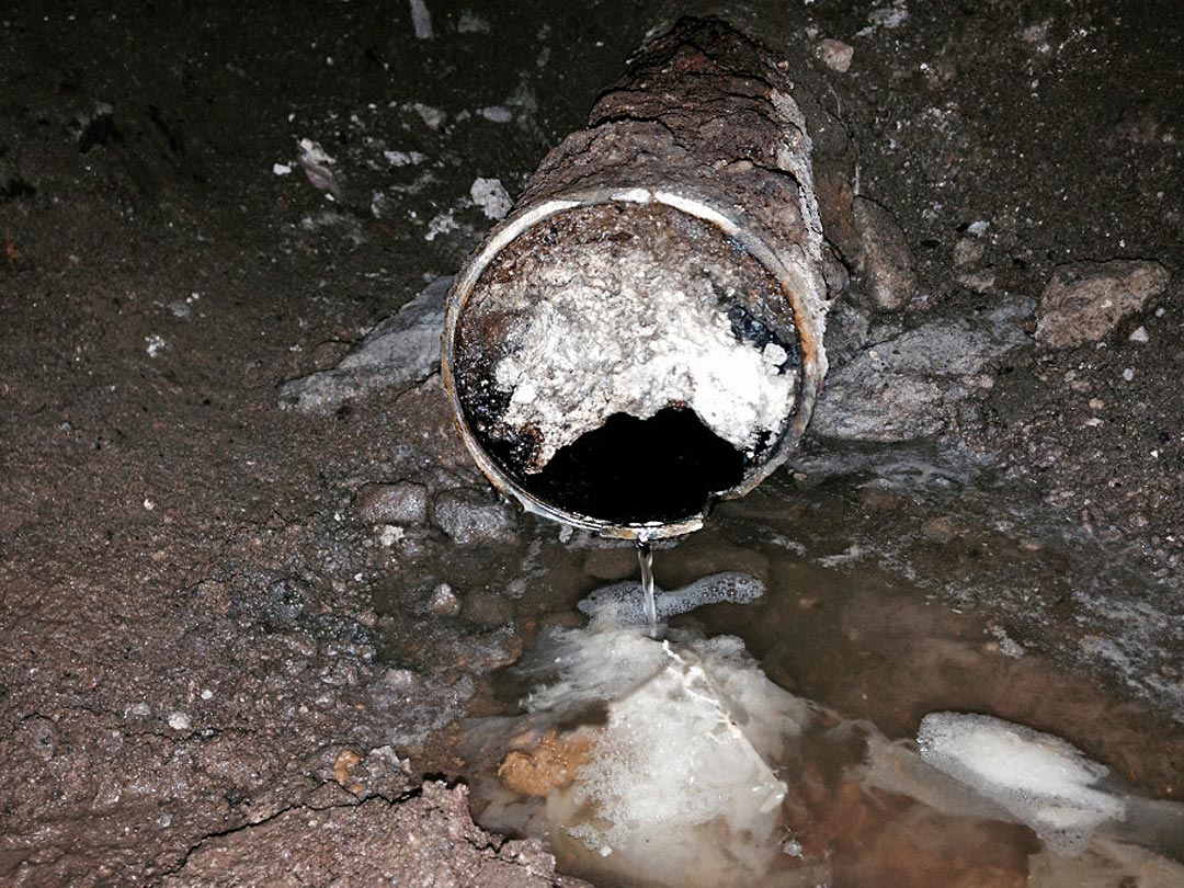 Pipe clogged with grease before hydro jetting